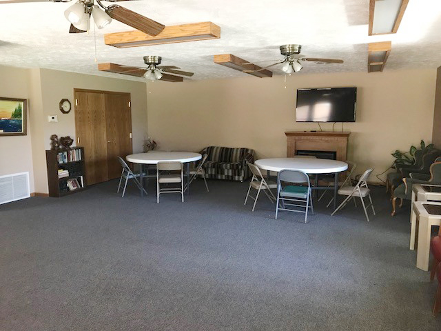 Eastlawn: Community Room