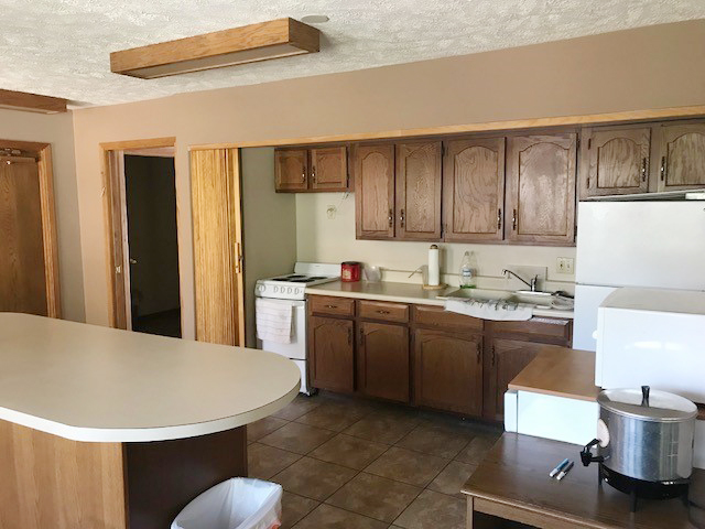 Eastlawn: Community Room Kitchen